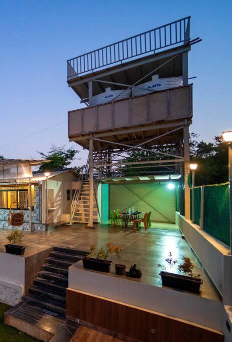 Spicy Mango Lakeside Abode - Luxurious Villa In Pawana 로나발라 외부 사진